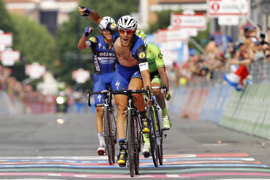 Coglie il suo primo successo al Giro d&#39;Italia. Bettini